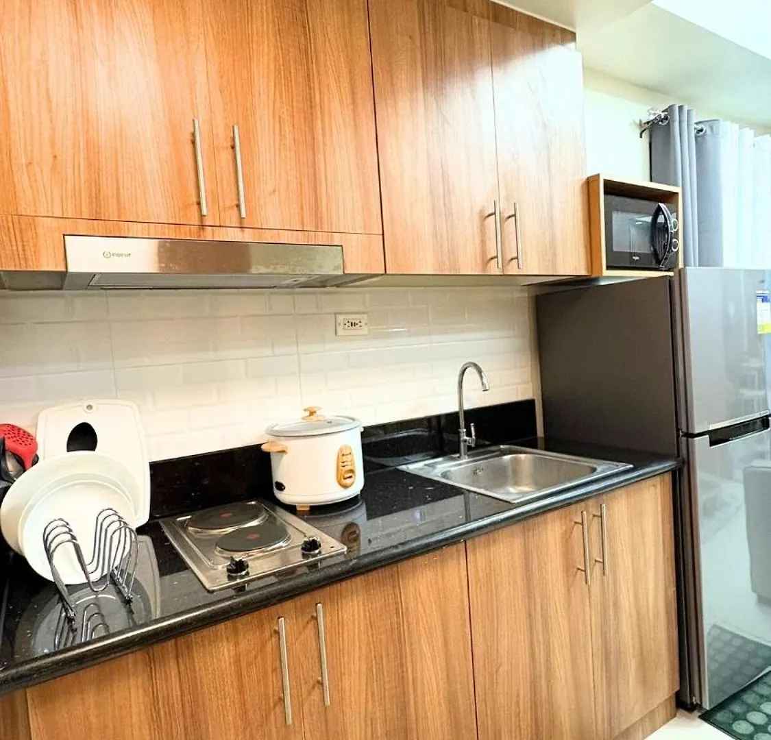 Apartment Moonlight Havens Moa - Shore 3 Residences Tower 2 Manila Philippines
